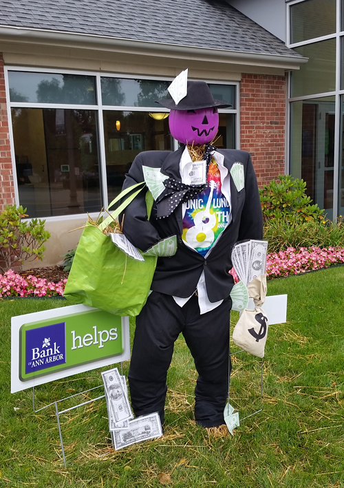 2015 Saline Scarecrow Entries Borer Family Chiropractic Chiropractor In Saline Mi Usa